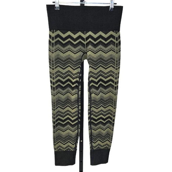 Lululemon Ebb To Street Pant Heathered Fatigue Green Size 6 Chevron Leggings - Picture 1 of 8